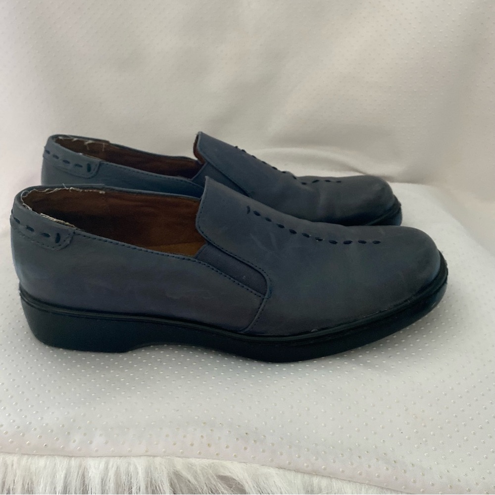 Auditions Shoes Women’s Size 9.5 S‎ Blue Slip-On Loafers with Minimalist Design